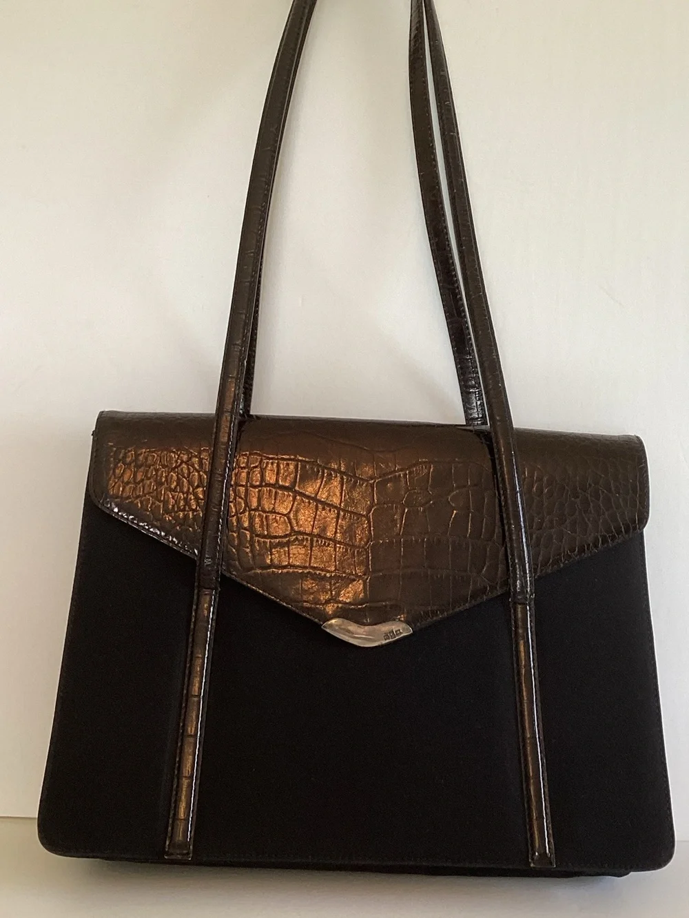 Vintage Ralph Lauren Black Shoulder Bag with Croc-Embossed Flap and straps